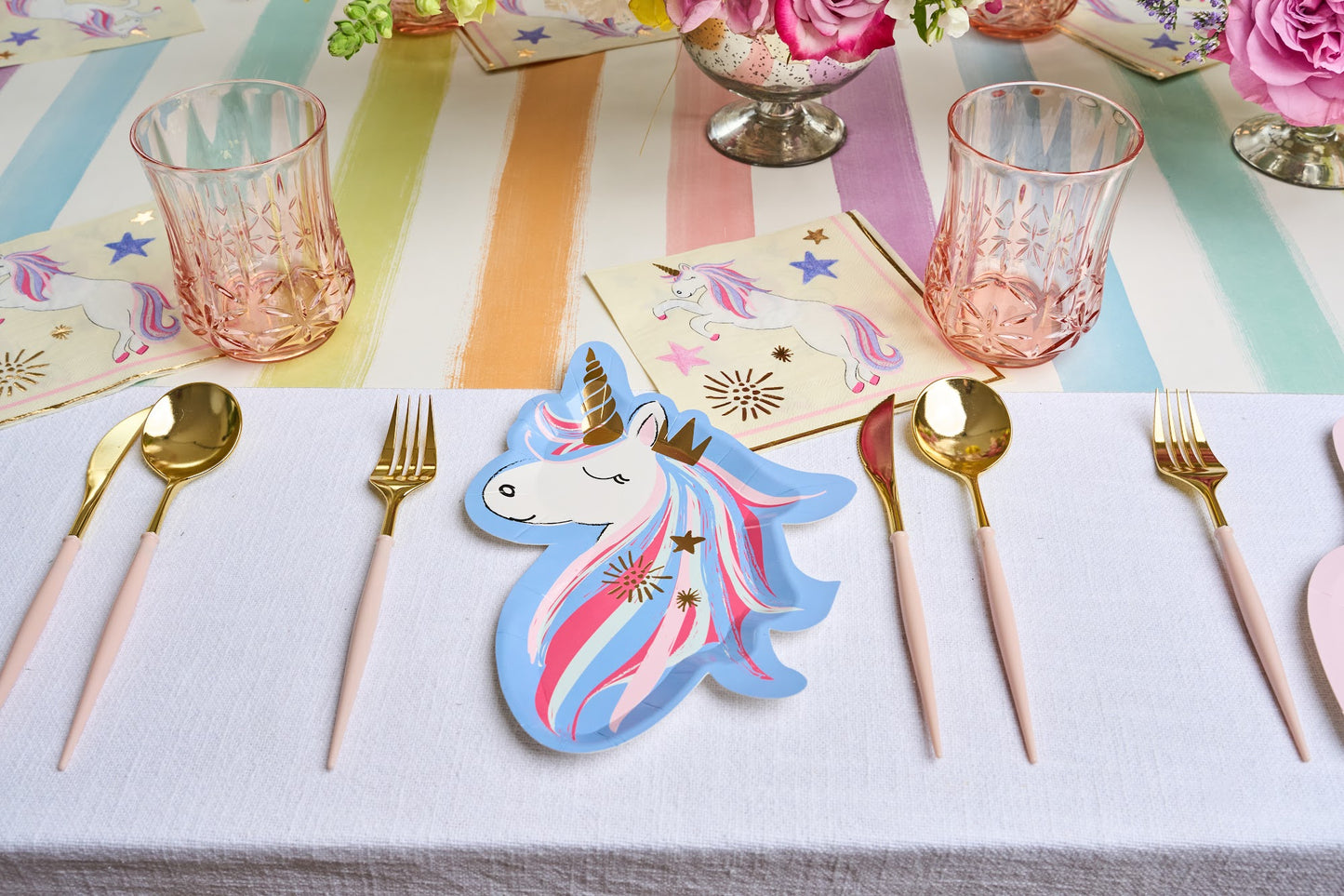 Dreams Come True Unicorn Plates (8 Count)