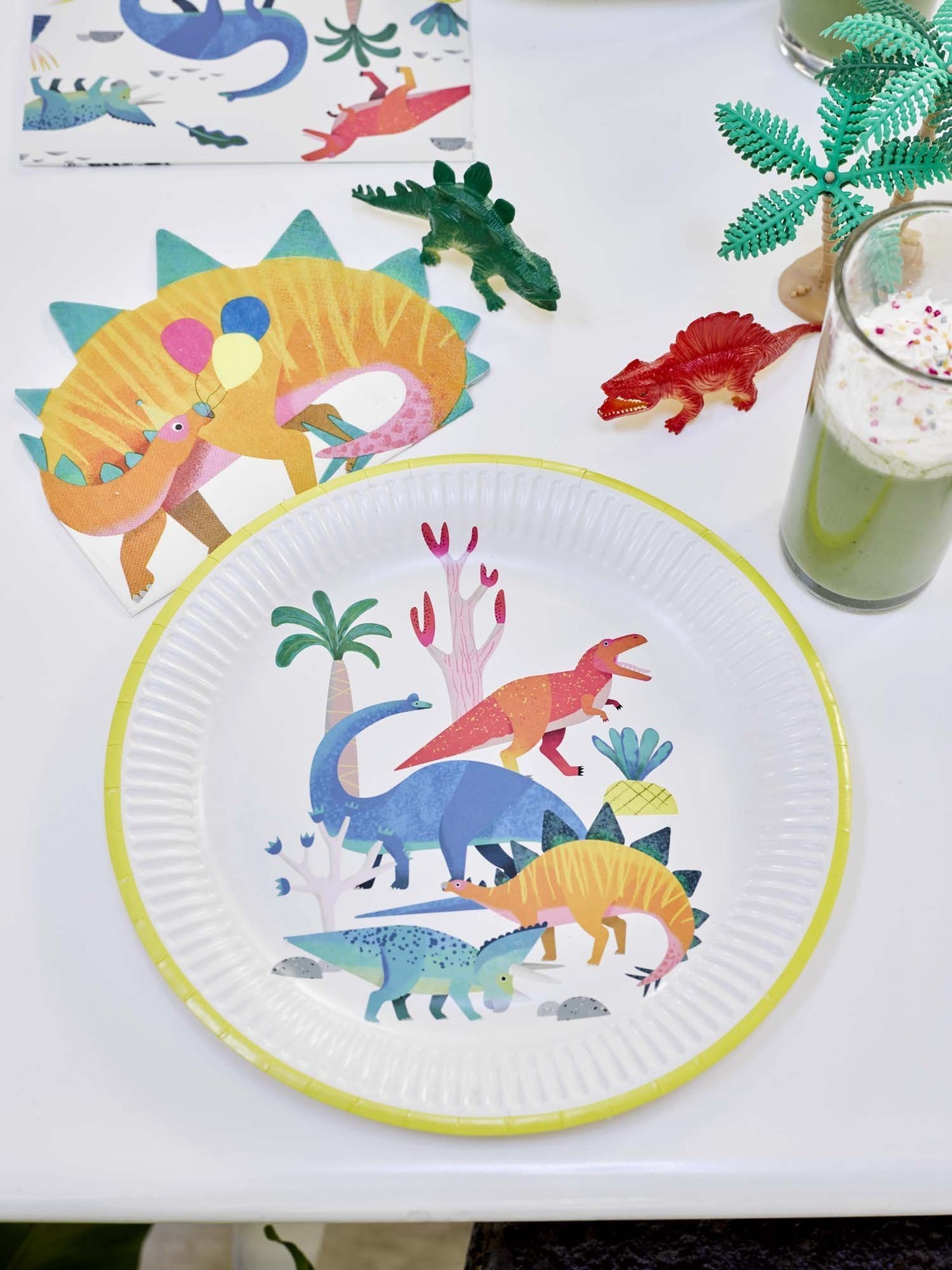 Party Dinosaur Shaped Napkins (16 pk)