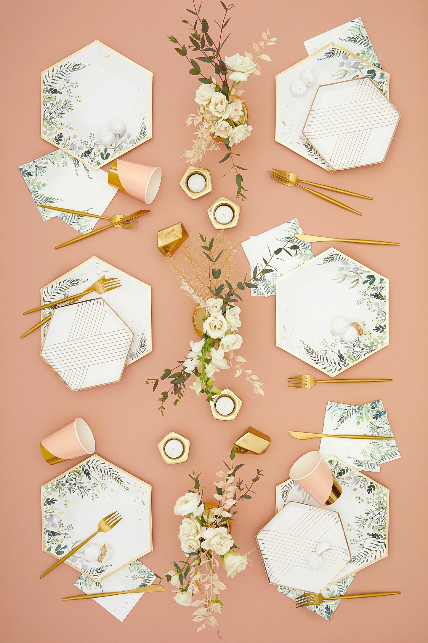 Secret Garden - White Botanicals Beverage Paper Napkins (20 Pk)