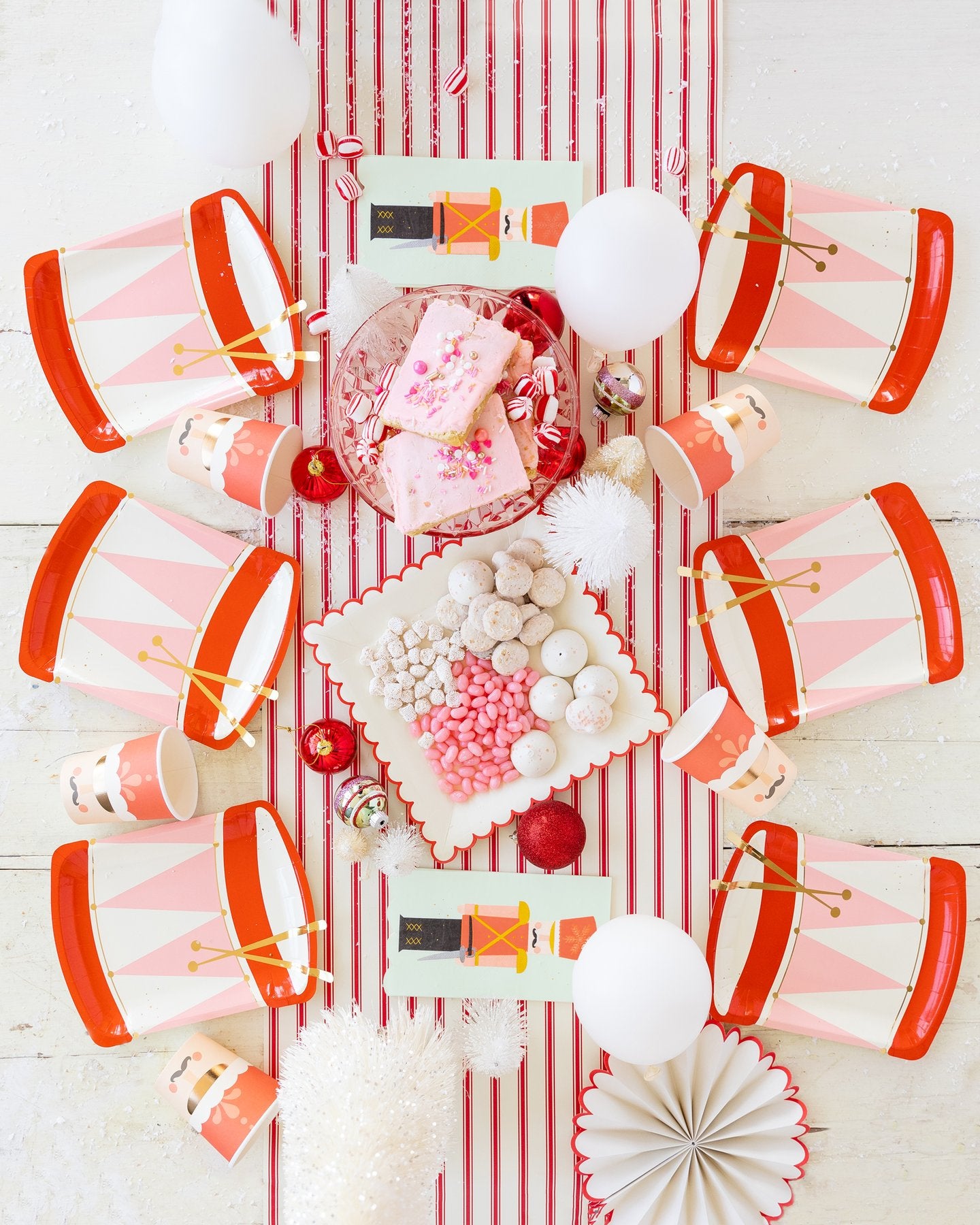 Nutcracker Drum Shaped Plate (8 ct)
