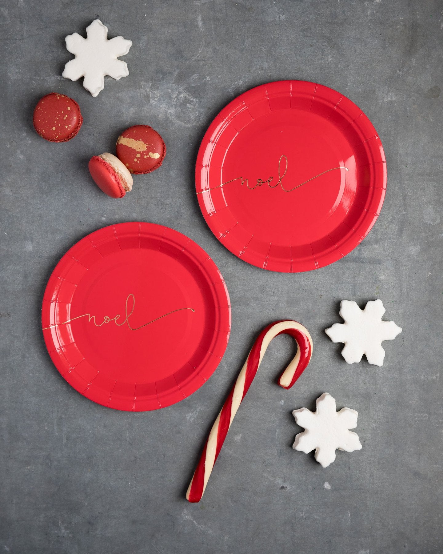 Red Noel Plates (12 pk)