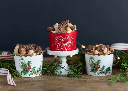 Season's Greetings & Holly Baking and Treat Cups (50 pk)