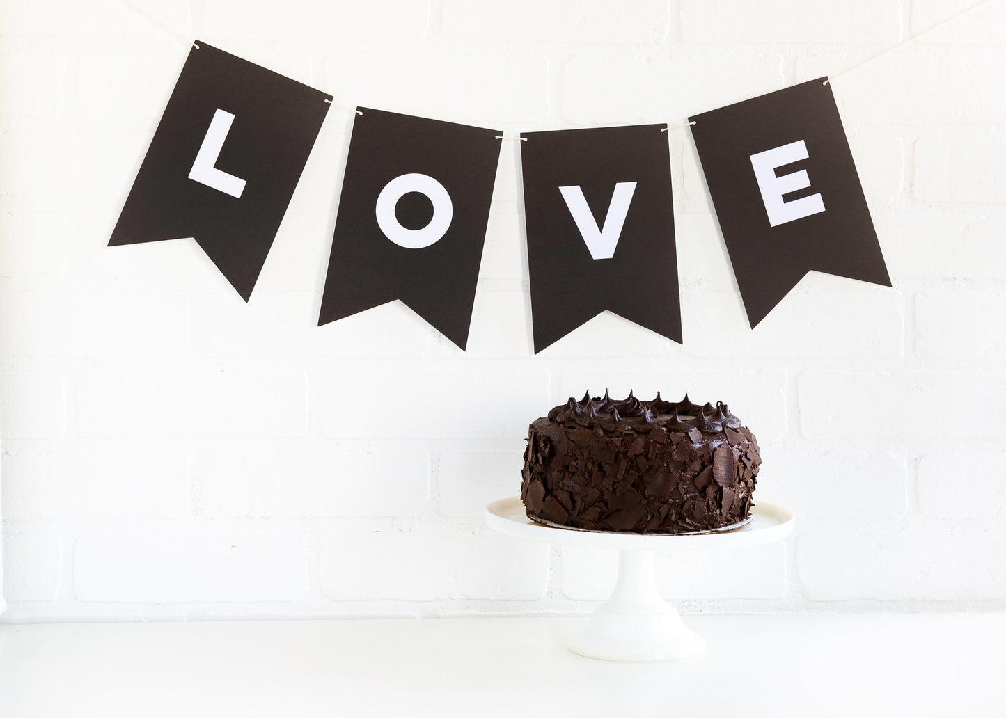 Paper Love Onyx "Create Your Own" Letter Banner