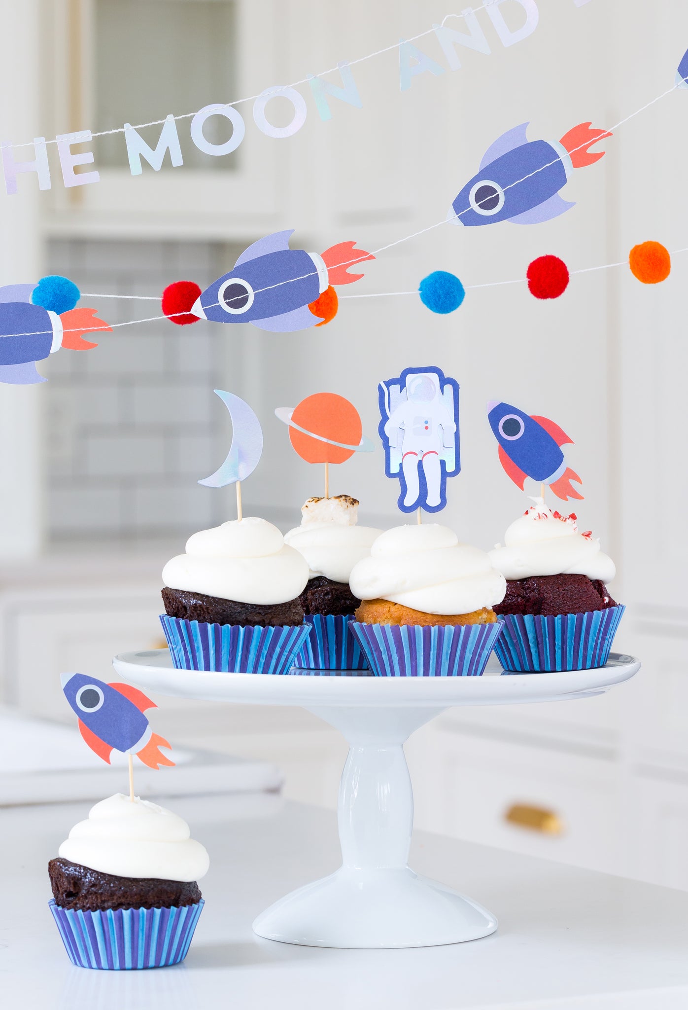Space Rocket Cupcake Kit (24 pk)