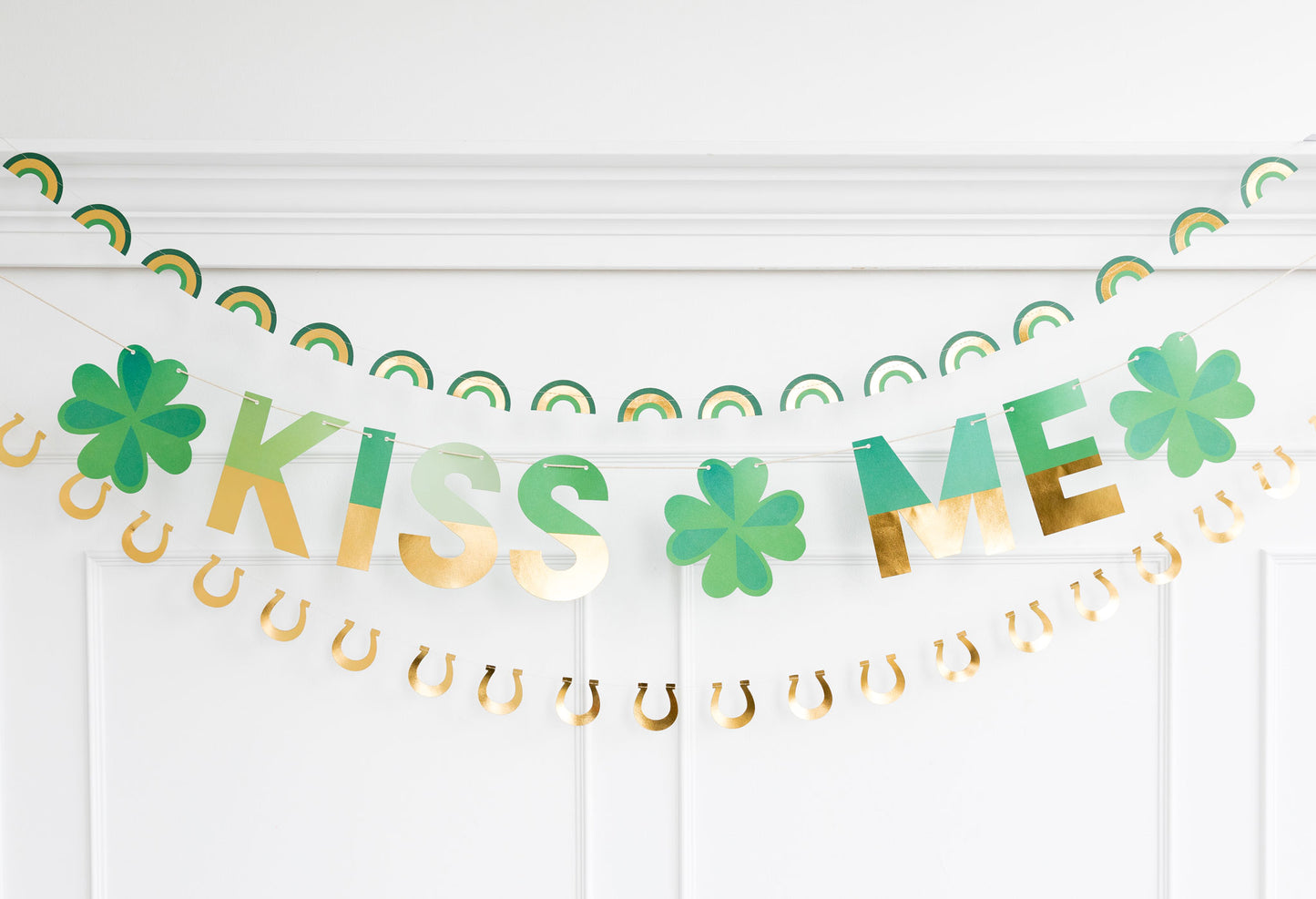 Kiss Me Shamrock Banner
