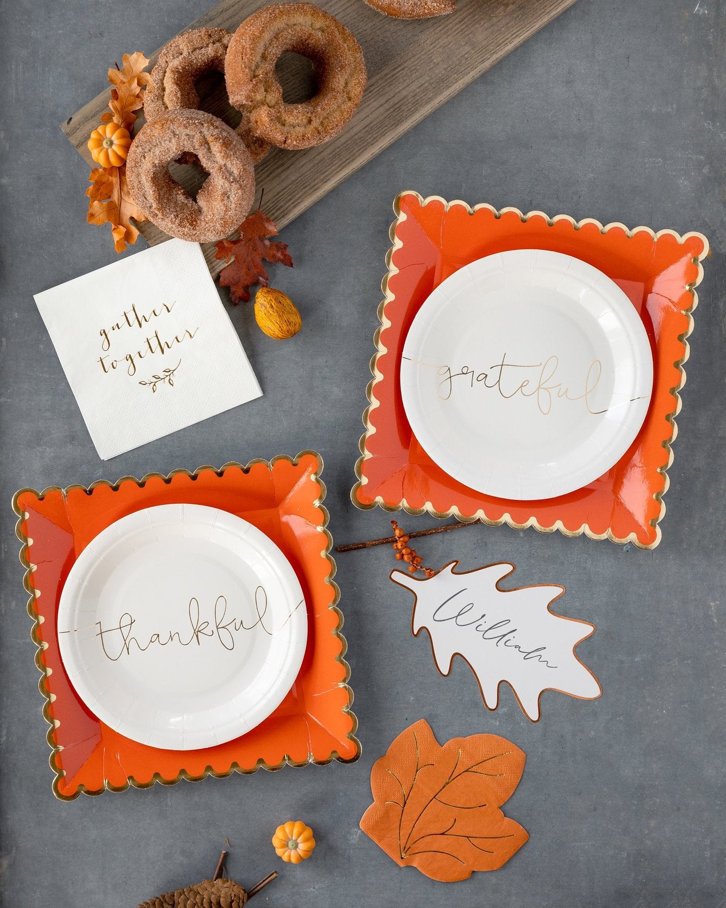 Thankful/Grateful Plate Set (8 ct)