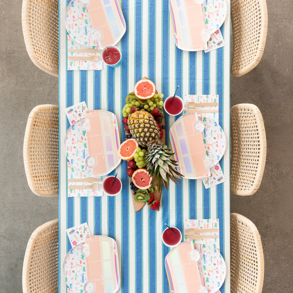 Surf's Up "Surf Van" Large Plates (8 Count)