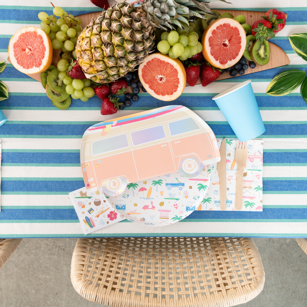 Surf's Up "Surf Van" Large Plates (8 Count)