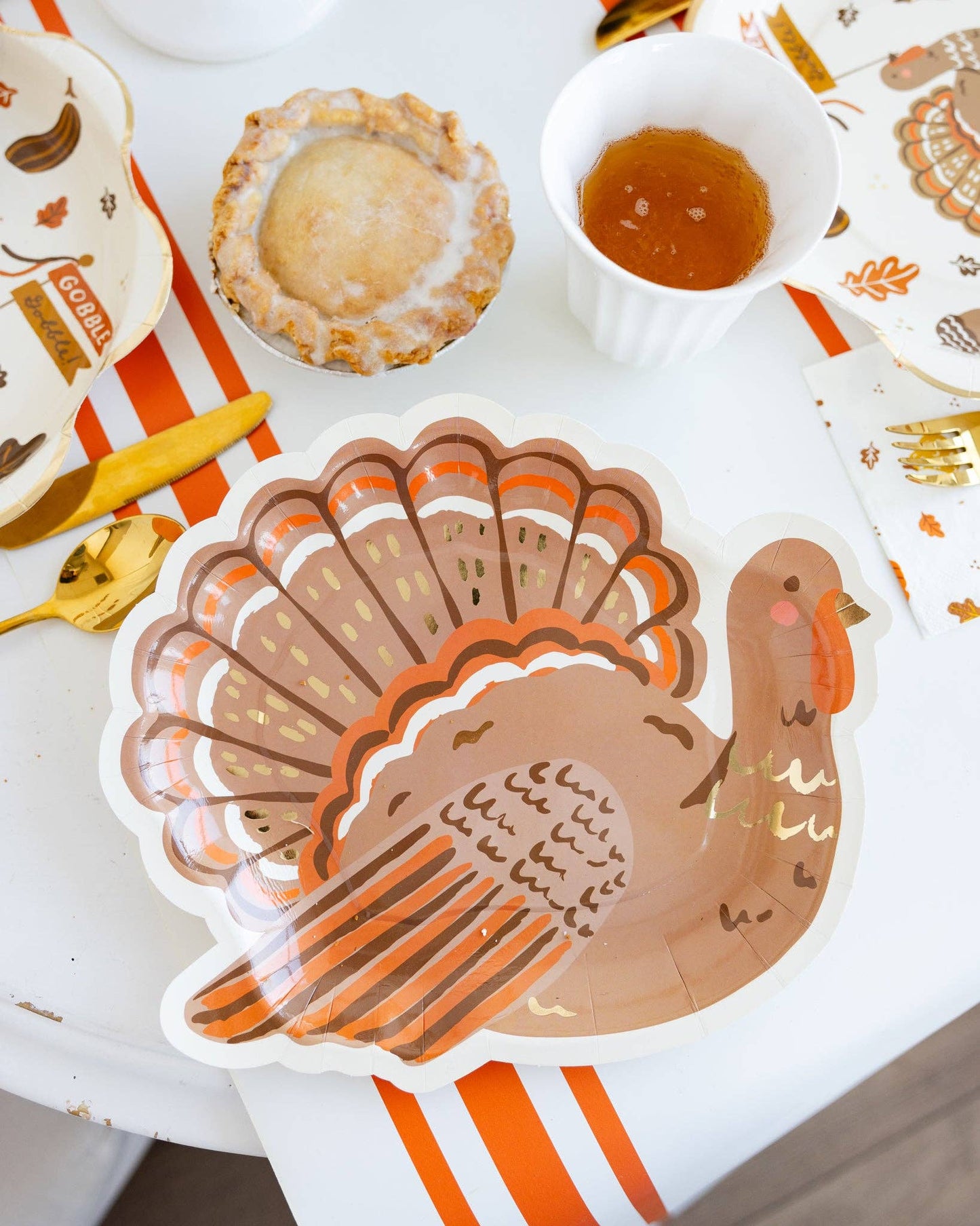Turkey Shaped Plate (8 Count)