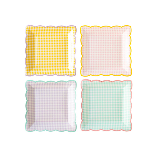 Gingham Plates Set (8 Count)